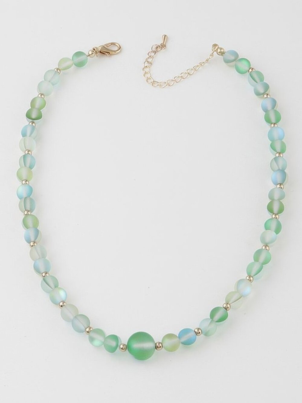 Translucent Bead Necklace - Picture 3 of 6